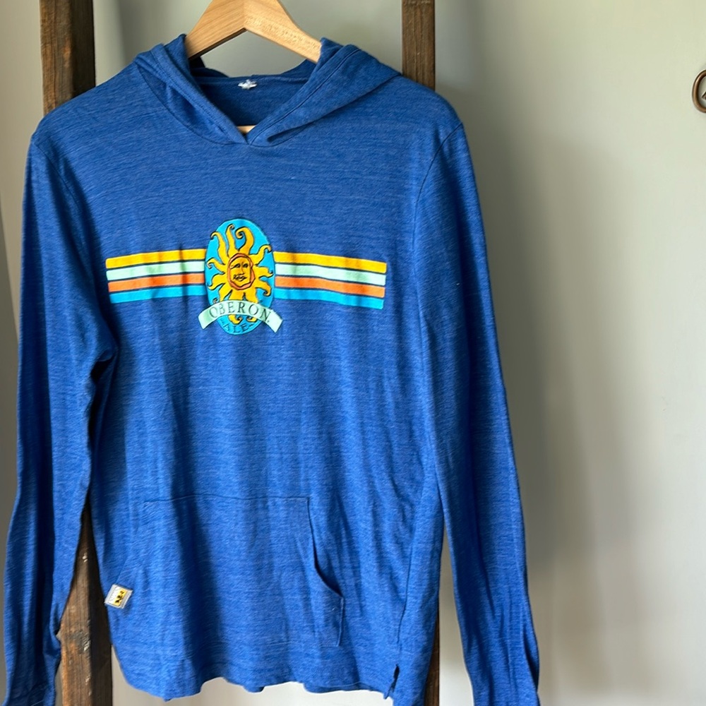 Bells oberon long sleeve hooded tee shirt size Medium
